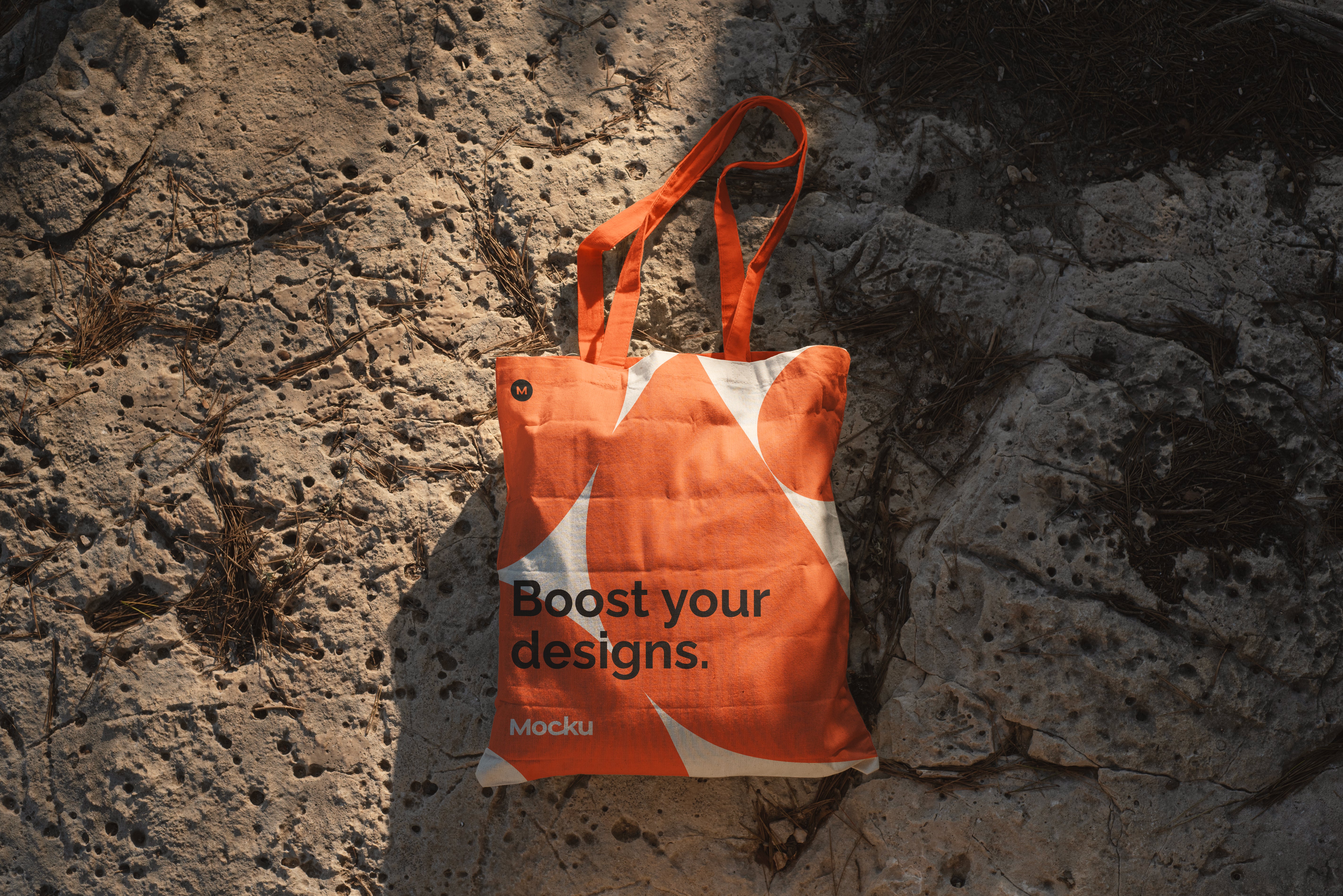 FREE Tote Bag Mockup – Outdoor Edition #02